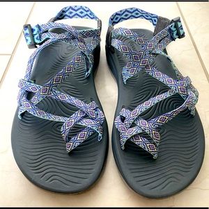 Women’s Chacos size 9!